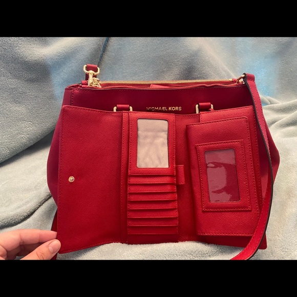 Michael Kors red purse with wallet - Picture 3 of 5